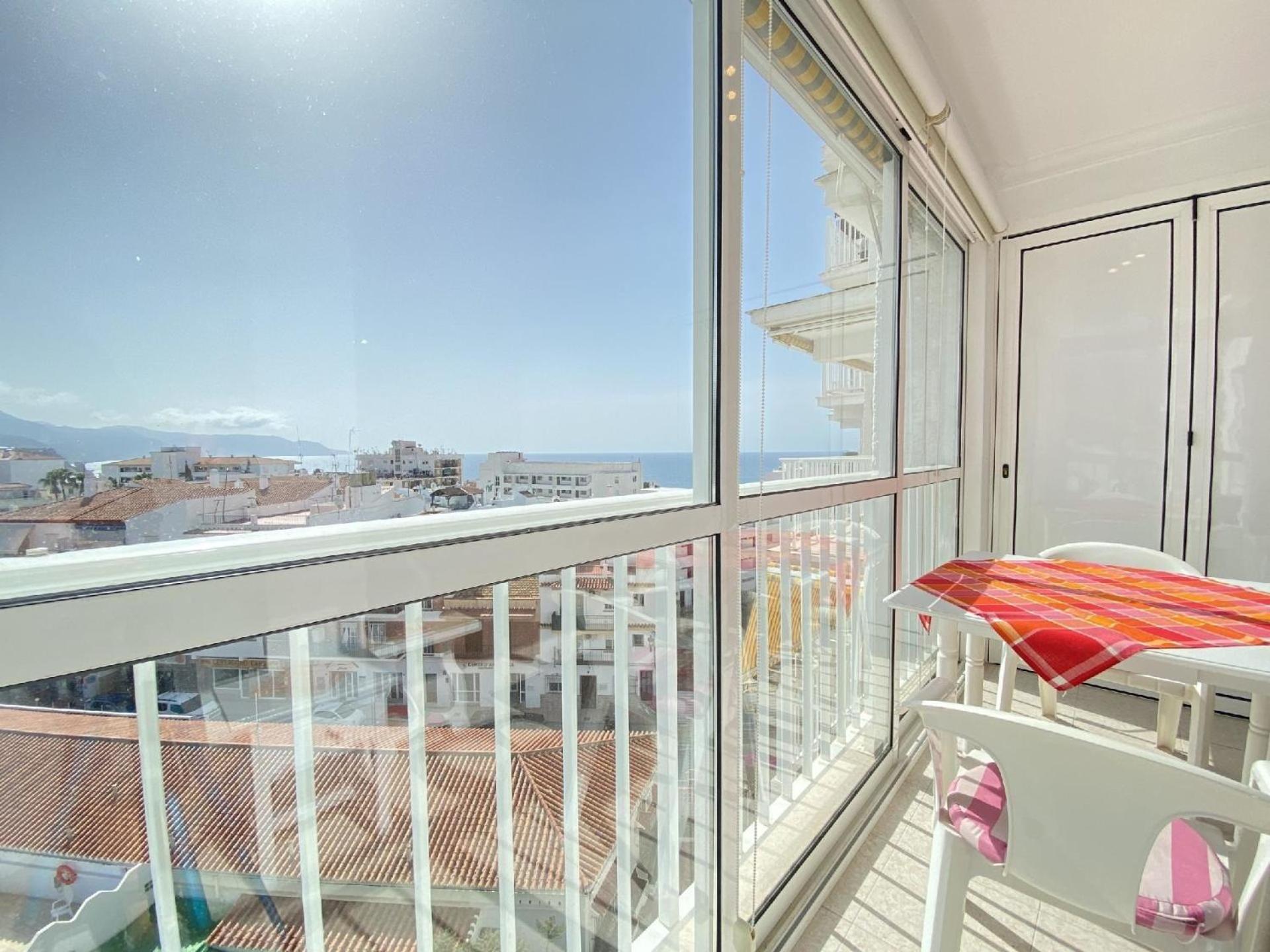 Apartment Fuer 3 Personen Ca 60 Qm In Nerja, Andalusien Costa Del Sol
